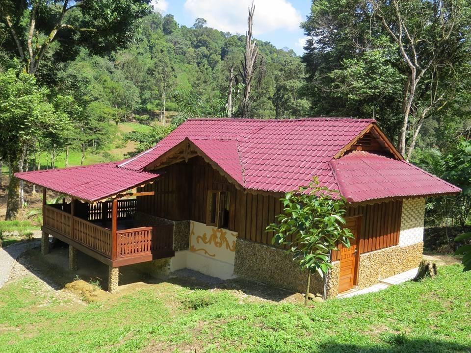 Batu Kapal Jungle Houses Hotel Berastagi Ngoại thất bức ảnh
